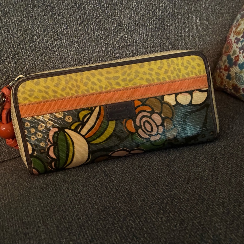 Fossil Multicolor Floral Wallet
